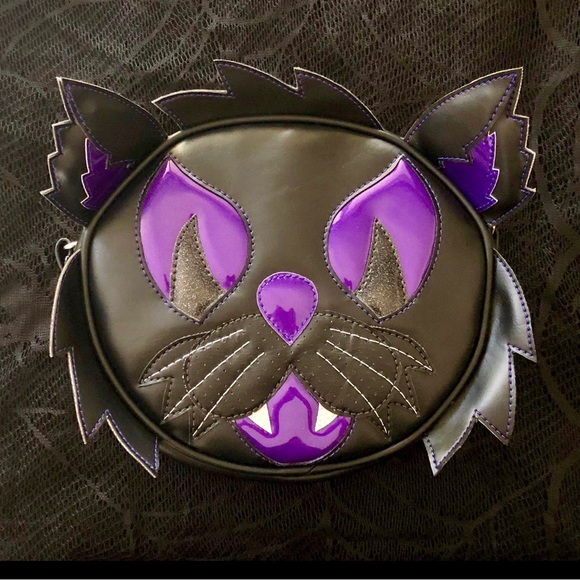 DISO Love Pain & Stitches purses (DO NOT BUY) in search of - Picture 5 of 6